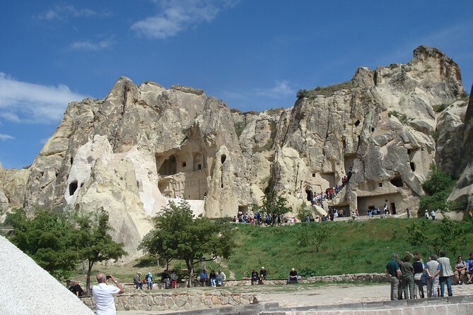 2 Days Cappadocia Tour Departing From Istanbul - Hotel, transfers, and how the small-group setup changes your day