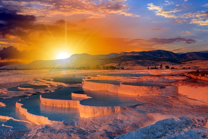 5-Day Best of Cappadocia, Pamukkale and Ephesus - Cappadocia Day 1: Fairy chimneys, Göreme caves, and Uchisar panoramas