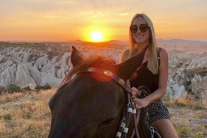 Best Sunrise Horse Riding Tour in Cappadocia - Min.2 pax. - Horses, Helmets, and Riding Levels: Comfort and Safety That Matter