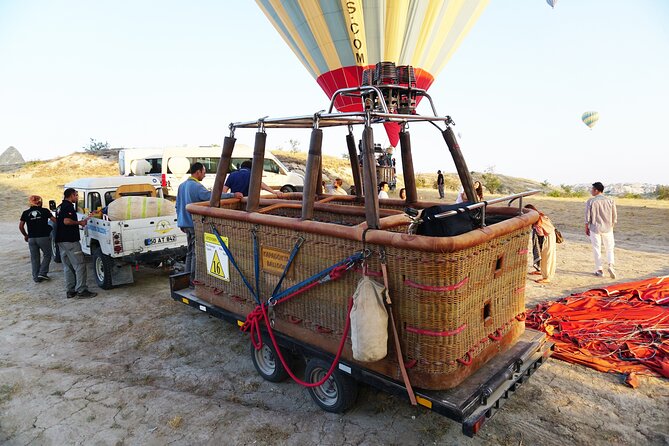 Budget Hot Air Balloon Ride over Cappadocia - The Morning Extras: Pickup Rhythm, Breakfast Box, and the Post-Flight Feel