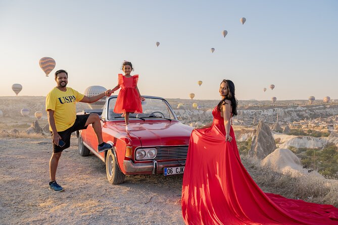 Cappadocia Classic Car Sunset or sunrise - Stop 2: Göreme National Park Balloon Take-Off Places for Close-Up Pictures (About 20 Minutes)