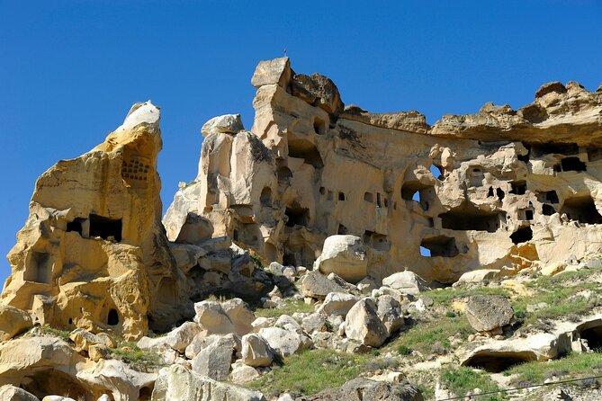 Cappadocia-Ephesus-Pamukkale 4 Days Private Tour - Day 2 in Göreme and Beyond: Open-Air Museum and the Fairy Chimneys Hit Hard