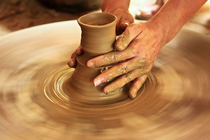 Cappadocia: Full-Day Small Group Tour with Lunch & Tickets - Avanos Carsi Seramik: pottery show and a hands-on chance