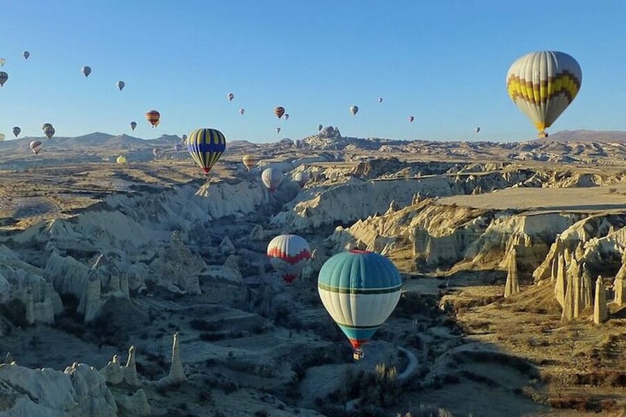 Cappadocia: Göreme Sunrise Hot Air Balloon Ride w/ Breakfast - Getting picked up at 5 AM without losing your mind
