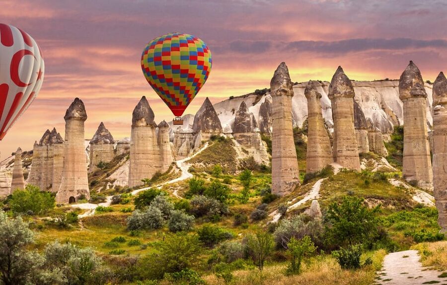 Cappadocia: Göreme Sunrise Hot Air Balloon Ride w/ Breakfast - Breakfast, coffee, and the balloon prep rhythm
