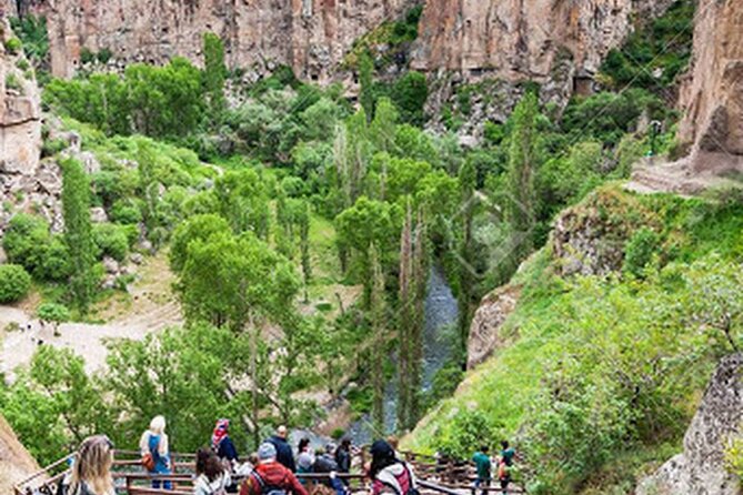 Cappadocia Green Tour with Derinkuyu Nar Lake and Ihlara Valley - Göreme Panorama: a 30-minute photo reset