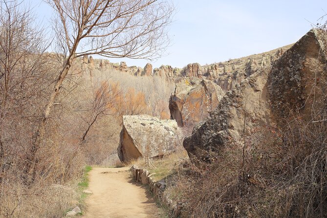Cappadocia Green Tour with Derinkuyu Nar Lake and Ihlara Valley - Narlıgöl Krater Gölü geothermal crater lake: short stop, memorable payoff