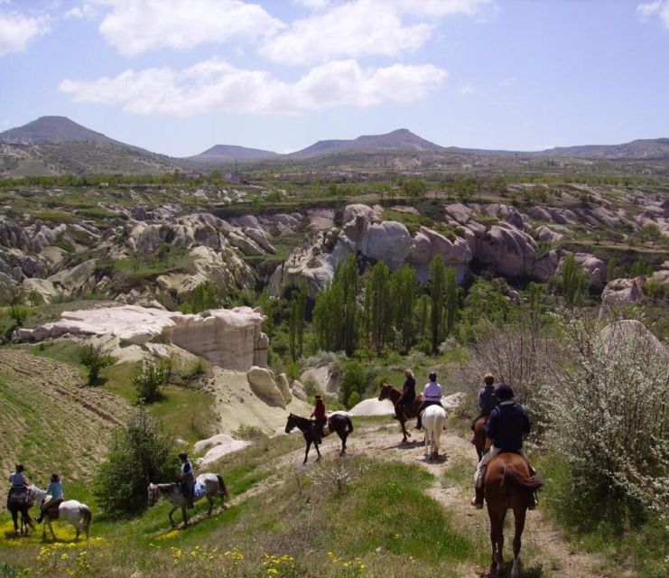 Cappadocia: Horse Riding Tour Sunset or Day Time with Pickup - Getting from your hotel to the horse farm (and why that’s valuable)