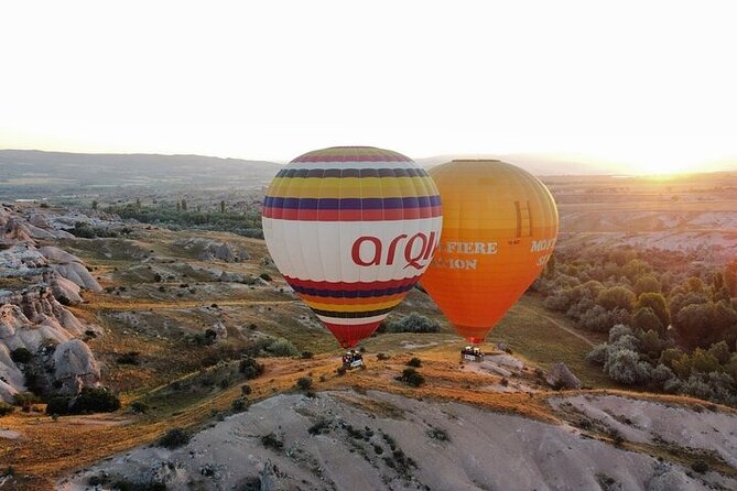 Cappadocia Hot Air Balloon 1 of 4 Valleys - Photo strategy: getting a better angle in the basket