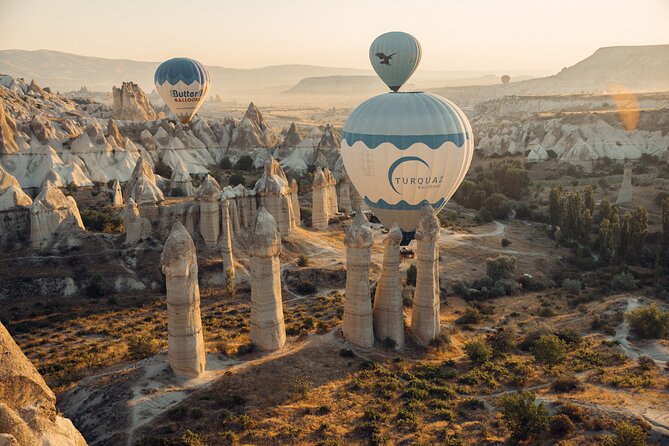 Cappadocia Hot Air Balloon Ride/ Turquaz Balloons - Breakfast and the Balloon Setup Moment (When You Really Start Smiling)