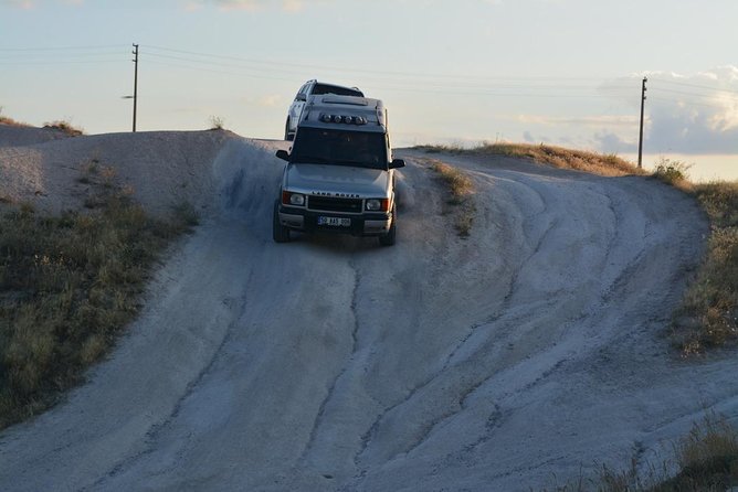 Cappadocia Jeep Safari with Hot Air Balloon Watch at Sunrise - Love Valley: Chasing Balloons on the Ground
