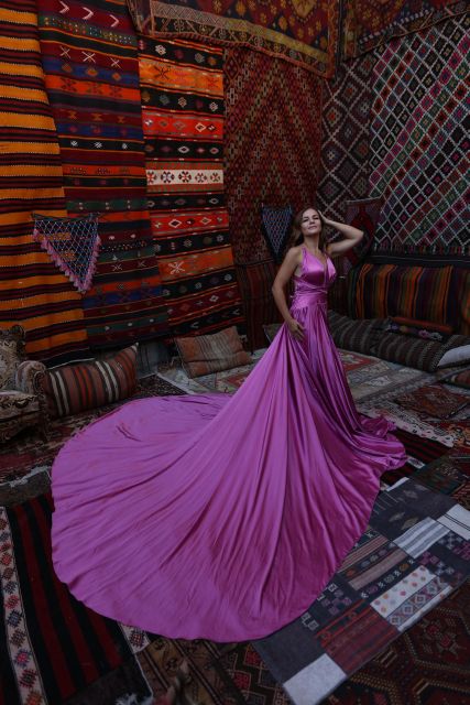 Cappadocia: Photo Shooting With Flying Dress & Carpet House - The meeting point in Göreme, pickup, and day-of clarity