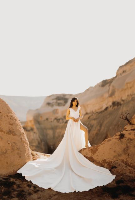 Cappadocia Photoshooting with Hot Air Balloons - Why a Cappadocia Hot Air Balloon Backdrop Makes This Worth It
