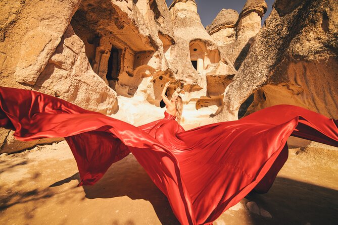 Cappadocia Private Flying Dress & Hot Air Balloon Photoshoot - Photos only vs photos plus Instagram reels