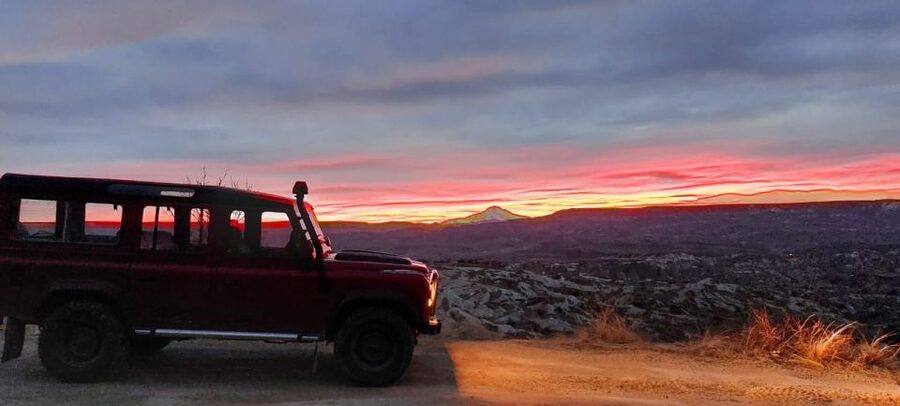 Cappadocia: Private Jeep Tour with Sunrise or Sunset Options - Why a private Jeep safari works so well in Cappadocia
