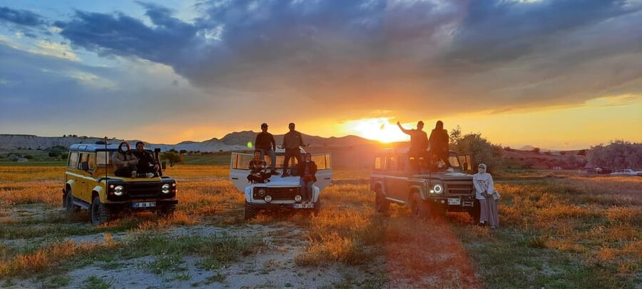 Cappadocia: Private Sunset, Sunrise & Day Jeep Safari Tour - Guide Quality, Vehicle Condition, and What You Can Do