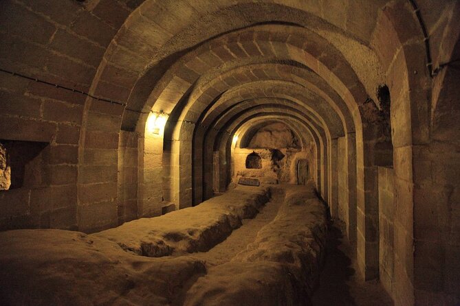Cappadocia Private Tour Car & English-Speaking Guide - Stop 4: Ortahisar, fortress rock views in about 30 minutes