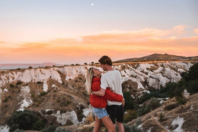 Cappadocia Red & Green Tour in One Day Guided By A Local Expert - Kaymaklı Underground City: cool air and tight tunnels