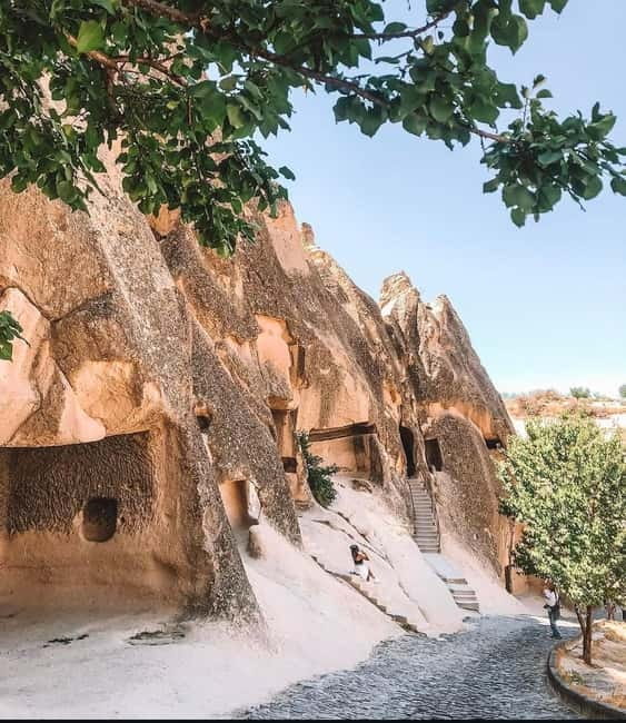 Cappadocia: Red-Line Tour with Lunch and Guide All Inclusive - Uçhisar Castle: the quickest way to understand the whole region