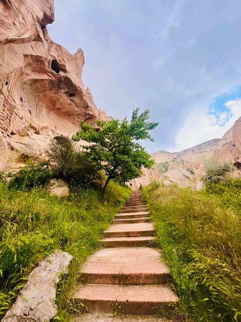 Cappadocia: Red-Line Tour with Lunch and Guide All Inclusive - Paşabağ (Monks Valley) fairy chimneys for photo time that feels calm