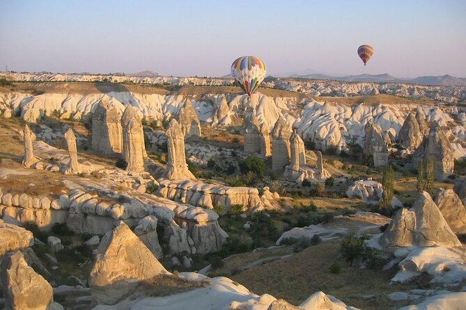Cappadocia Red Tour: A Day of Exploration with an Expert Guide - Uchisar Castle: The Highest Point for Wide Panoramas