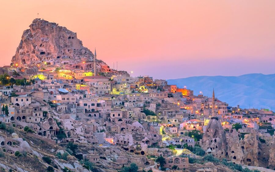 Cappadocia: Red Tour and Lunch - Avanos lunch, the ceramics workshop, and getting your hands dirty
