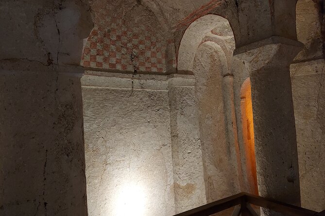 Cappadocia Red Tour: Fairy Chimneys & Cave Villages - Lunch at Vezirhan Restaurant: Buffet Energy, Regional Mezes, and Desserts