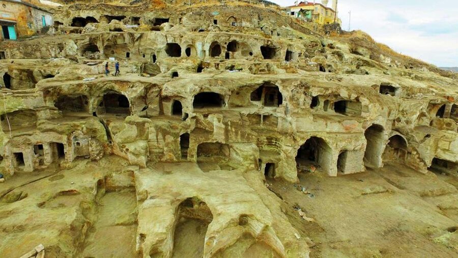 Cappadocia Red Tour:Scenic Tour with Small Group Guide&Lunch - Zelve Open-Air Museum: cave life you can actually picture