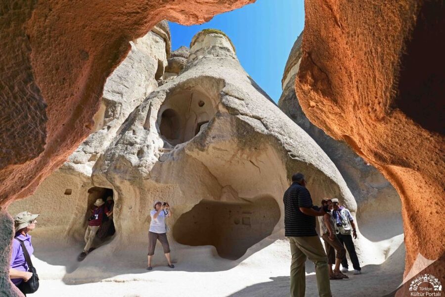 Cappadocia Red Tour with Goreme Open Air Museum and Pasabag - Key Things You’ll Notice Right Away