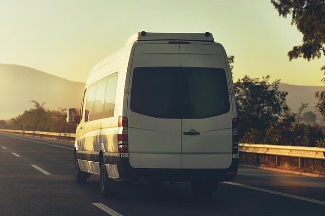 Cappadocia Shared Transfer From/To Kayseri or Nevşehir Airport - Comfort Details: Clean Seats, WiFi, and Water