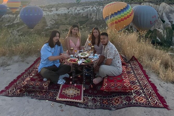 Cappadocia Sunrise Breakfast With Hot Air Balloons - Getting picked up in Göreme: the convenience factor
