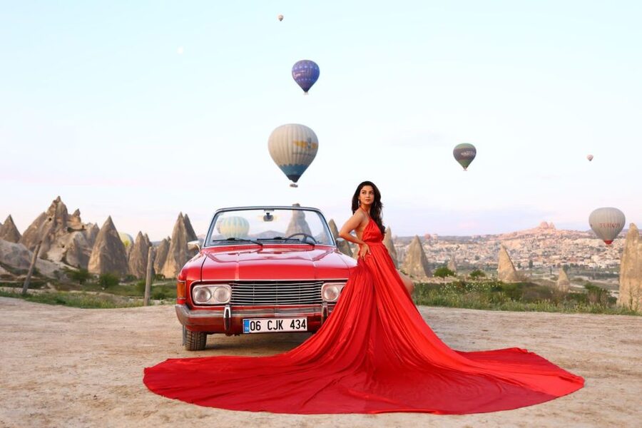 Cappadocia: Sunrise, Day Tour & Sunset Classic Car Tour - Photo and video help: the secret sauce for most people