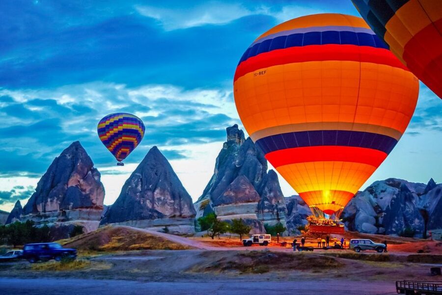 Cappadocia: Sunrise Hot Air Balloon, Göreme & Fairy Chimneys - Pickup, Snacks, and Watching Balloons Inflate Before Dawn