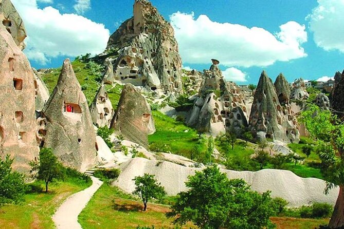 Cappadocia Sunrise Hot-Air Balloon Ride with breakfast & pick-up - Price and value: is $171.71 worth it?