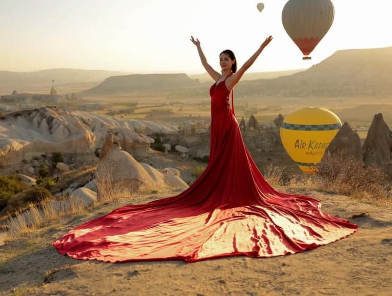 Cappadocia Sunrise or Sunset Photoshoot - Meeting your photographer and why posing coaching is the real value