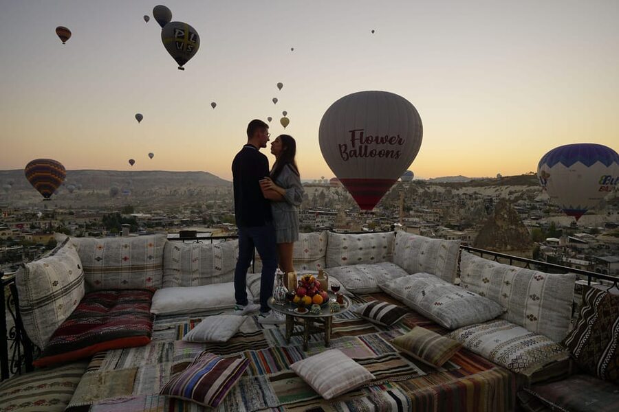 Cappadocia: Terrace Photo Spot With Balloon Flight View - Balloon sunrise looks different when you control the angle
