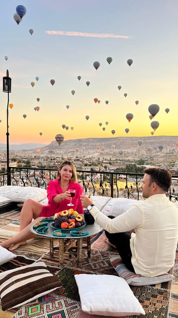 Cappadocia: Terrace Photo Spot With Balloon Flight View - Should you book this Cappadocia terrace balloon photo spot?