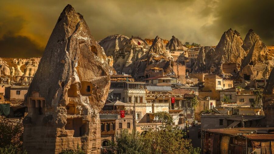 City of Side: 2-Day Cappadocia, Cave Hotel, & Balloon Tour - Avanos sightseeing: pottery, craft, and a calmer pace than the rocks