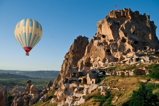 Daily Cappadocia Classics Tour: Private Tour with Van - Nevsehir and Goreme panorama: your quick orientation stops