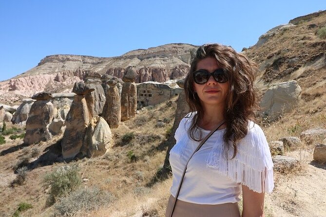 Full day Red Tour in Cappadocia with Lunch - Uchisar Viewpoints Under the Castle