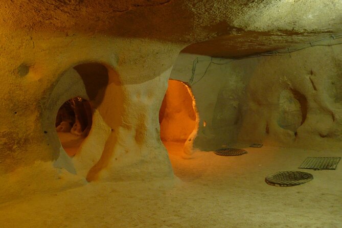 Green Tour: Cappadocia’s Emerald Depths & Underground Secrets - Kaymaklı Underground City: The Most Intense Hour of the Day