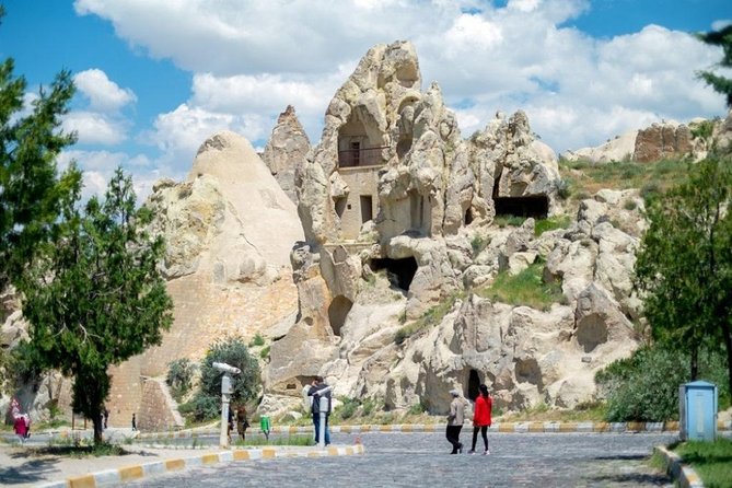 Highlights of Cappadocia from Istanbul - Ortahisar Castle and Old Çavuşin: the rock fortress and the cliffside basilica factor