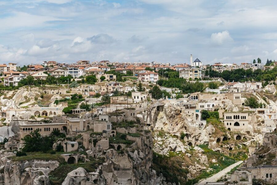 Istanbul: 2-Day Cappadocia Trip with Flights and Cave Hotel - Day 2: Rose and Red Valley, Çavuşin, and Pigeon Valley