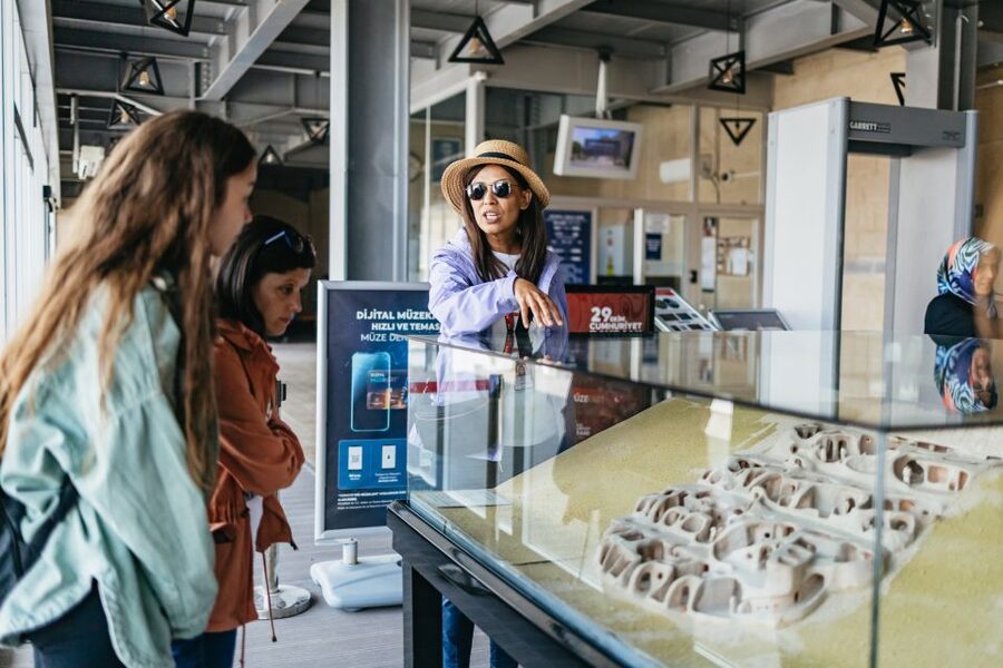 Istanbul: 2-Day Cappadocia Trip with Flights and Cave Hotel - Kaymaklı Underground City and Ortahisar rock castle views
