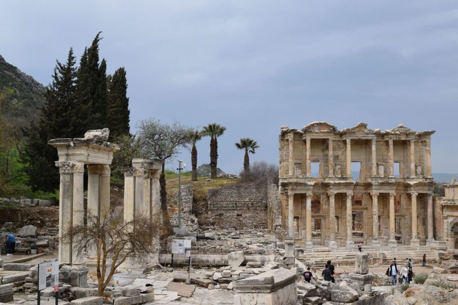 Istanbul: 8-Day Cappadocia, Ephesus, Konya, Pamukkale Tour - St. Sophia interior update: plan for audio, phones, and headphones