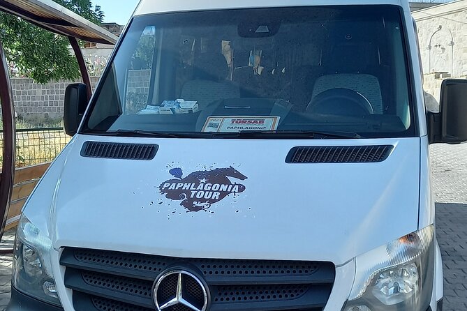 One way Transfer from Nevşehir Airport to Cappadocia Hotels - Finding your driver at NAV: signs, names, and WhatsApp that prevents panic