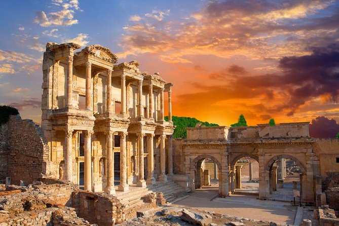 Private 4 Days Turkey Tour from Istanbul to Cappadocia, Ephesus, Pamukkale - Day 4: Pamukkale Calcium Terraces, Thermal Pools, and Hierapolis to Finish the Loop