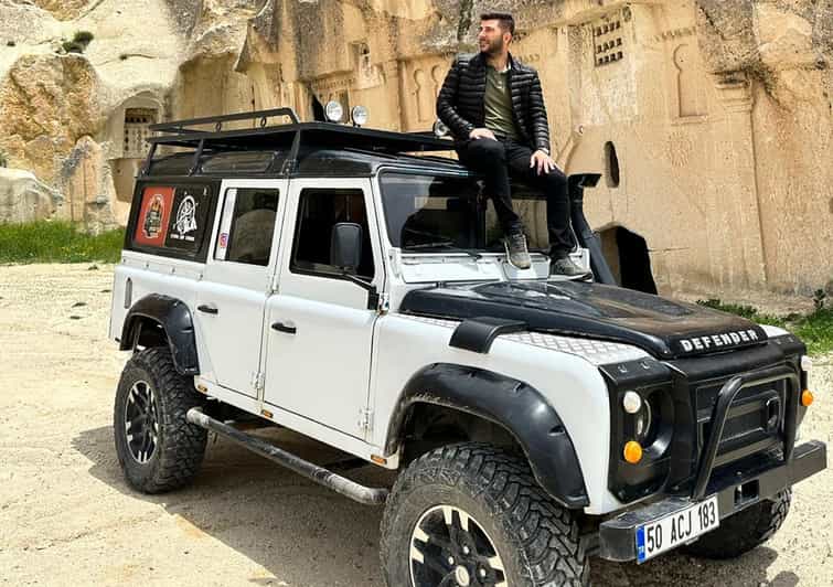 Private Cappadocia Jeep Safari Tour - Uçhisar: photo stops plus an off-road hit in the middle