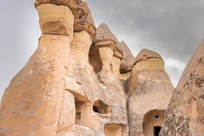 Private Red Tour All in One - Fairy chimneys: what 60 million years looks like up close