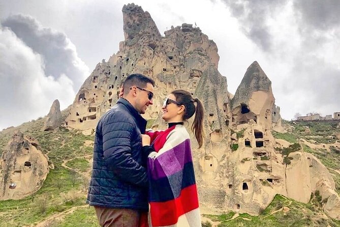 Private Tour in Cappadocia with Guide in Portuguese - Goreme Open-Air Museum: the cave churches that set the theme